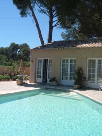 gite piscine provence